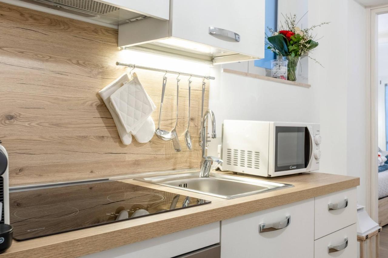 Donna Teresa Central & Cozy Apartment Таранто Экстерьер фото